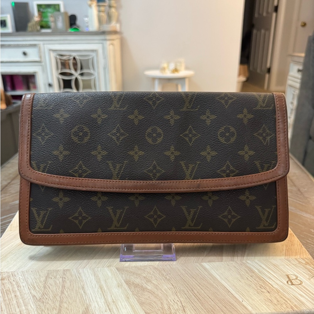 Louis Vuitton Monogram Pochette Dame GM clutch in monogram canvas - Picture 1 of 16